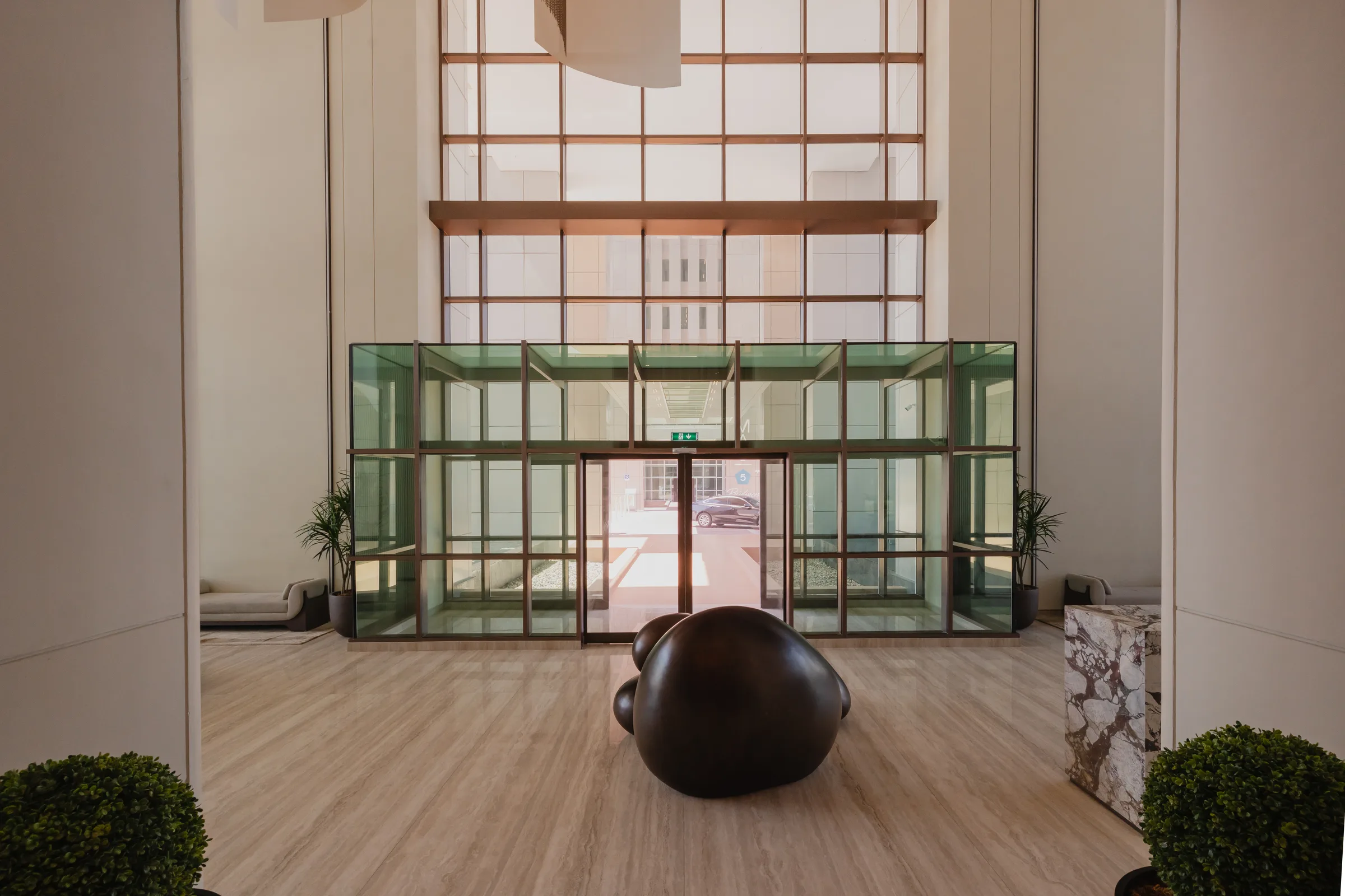 Lobby & Entrance